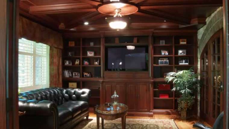 Inside must-haves for the cigar room of your desires