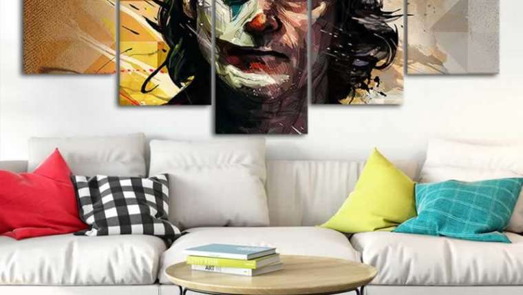 FURNISHING ART POSTERS IN A HOUSE