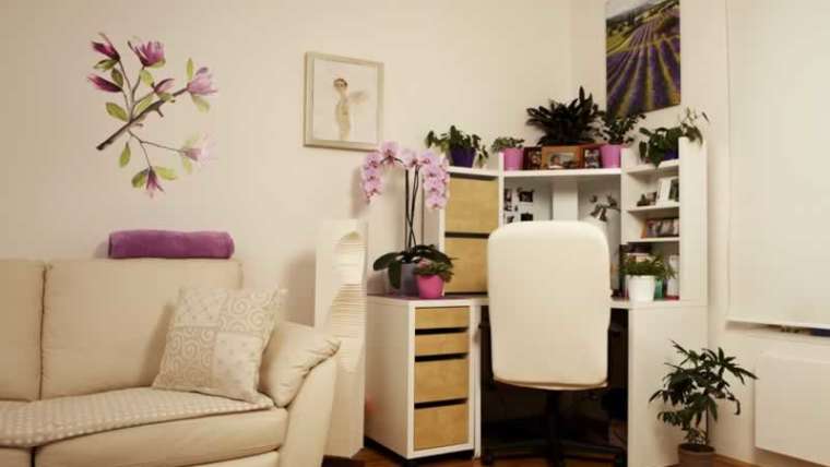 DIY inside design: inventive methods to make use of flowers in house decor