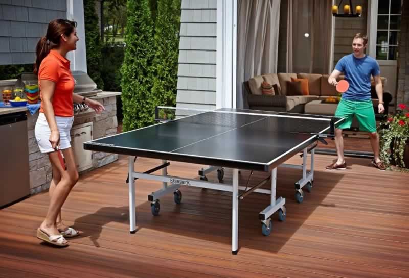 How are desk tennis tables made?