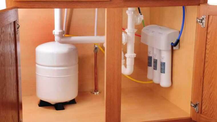 Value financial savings with a reverse osmosis water filter system at residence in comparison with shopping for bottled water