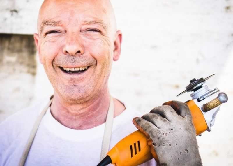 5 causes you must rent a handyman on your main restore initiatives