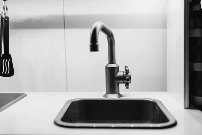 Efficient ideas that can assist you preserve your sink