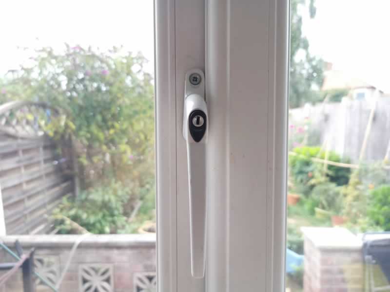 Find out how to unlock and alter a UPVC window deal with