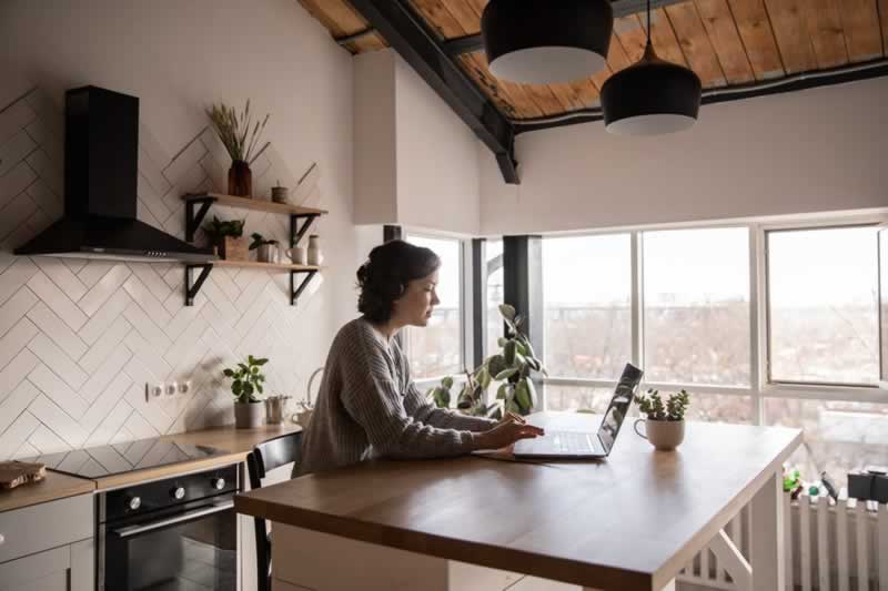 Find out how to create a wholesome working surroundings at residence