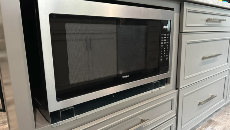 Learn how to Cover a Microwave in Your Kitchen