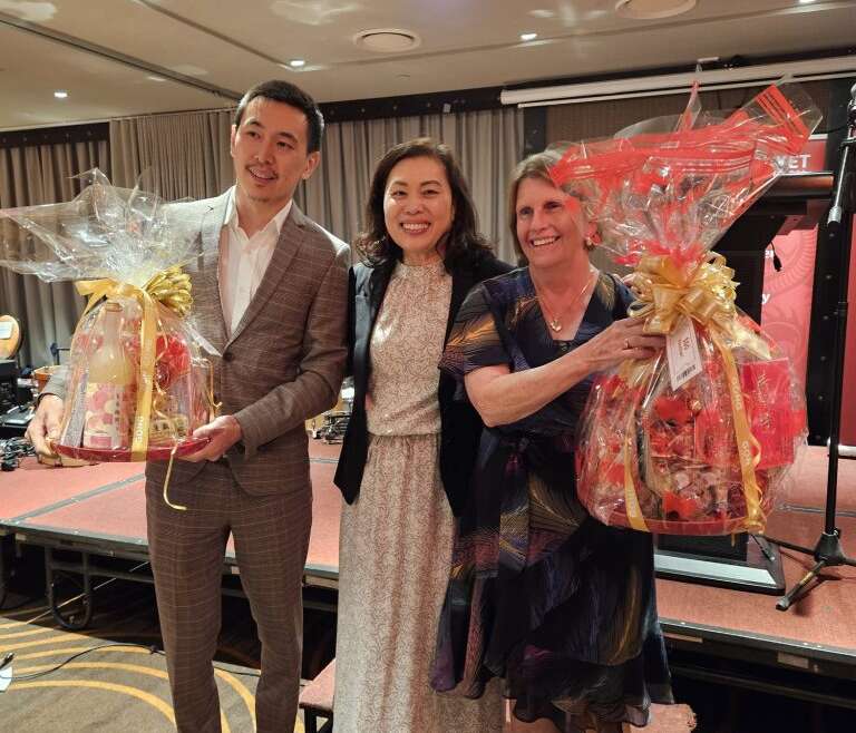 Gong Grocer welcomes 12 months of the Horse